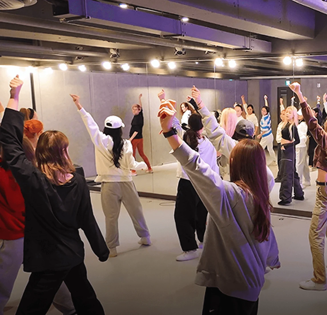 Location: k-pop dance workshop