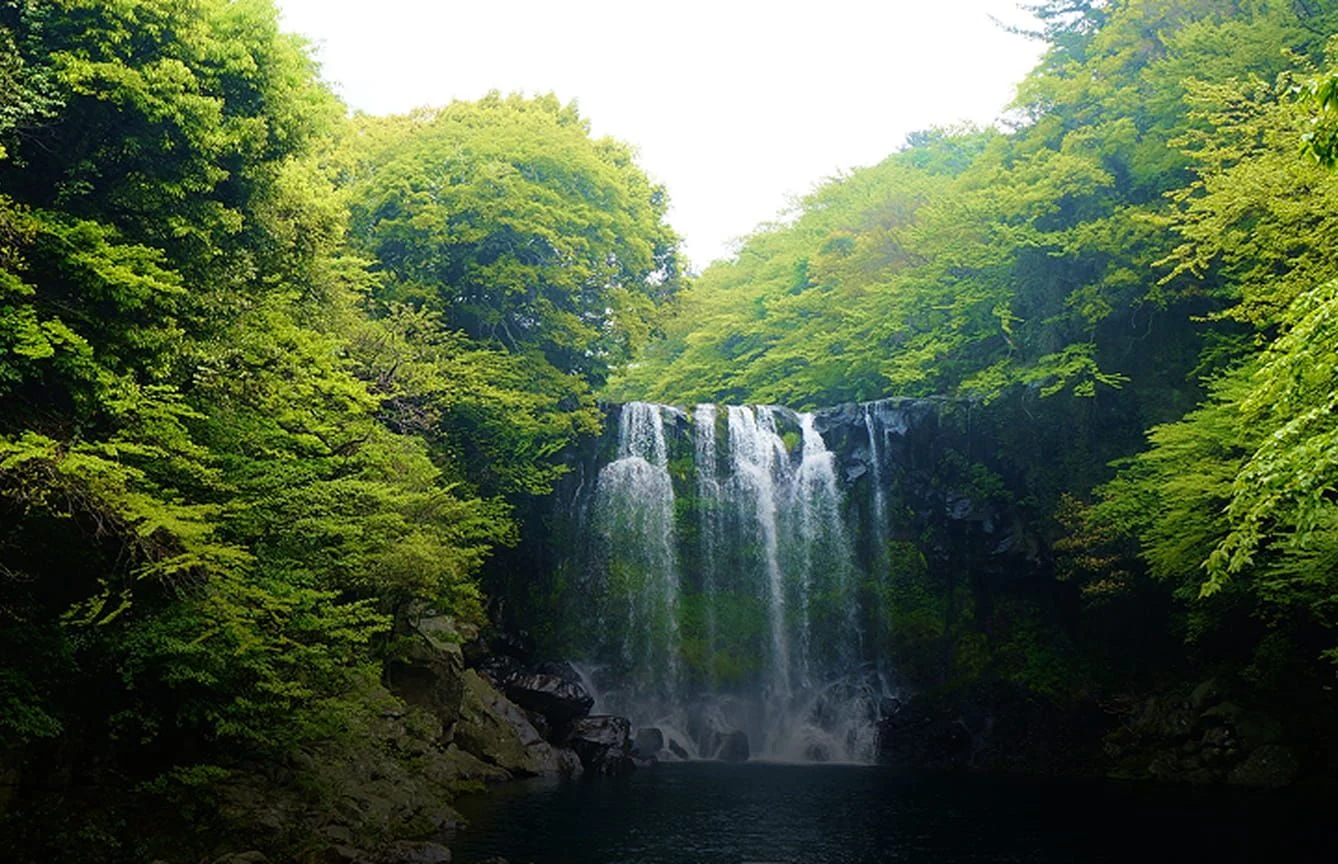 Cheonjeyeon Waterfall